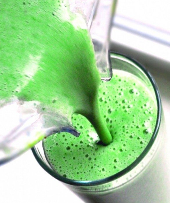 Healthy Shamrock Shakes - A small McDonalds shake will set you back 530 calories & 73 grams of sugar... Do your health a favor and make your own healthy Shamrock Shakes at home! https://lett-trim.today/2011/02/24/raw-mint-chocolate-chip-milkshake/ @choccoveredkt Healthy Shamrock Shakes - A small McDonalds shake will set you back 530 calories & 73 grams of sugar... Do your health a favor and make your own healthy Shamrock Shakes at home! https://lett-trim.today/2011/02/24/raw-mint-chocolate-chip-milkshake/ @choccoveredkt