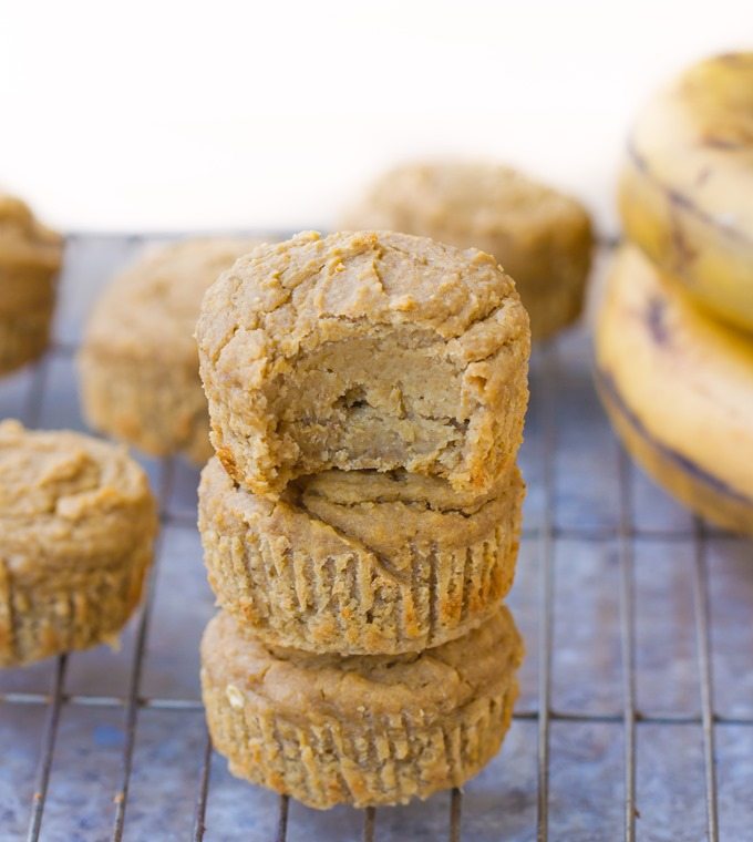 Simple vegan flourless muffins, less than 120 calories each… And so easy to make in the blender! @choccoveredkt https://lett-trim.today/ Simple vegan flourless muffins, less than 120 calories each… And so easy to make in the blender! @choccoveredkt https://lett-trim.today/