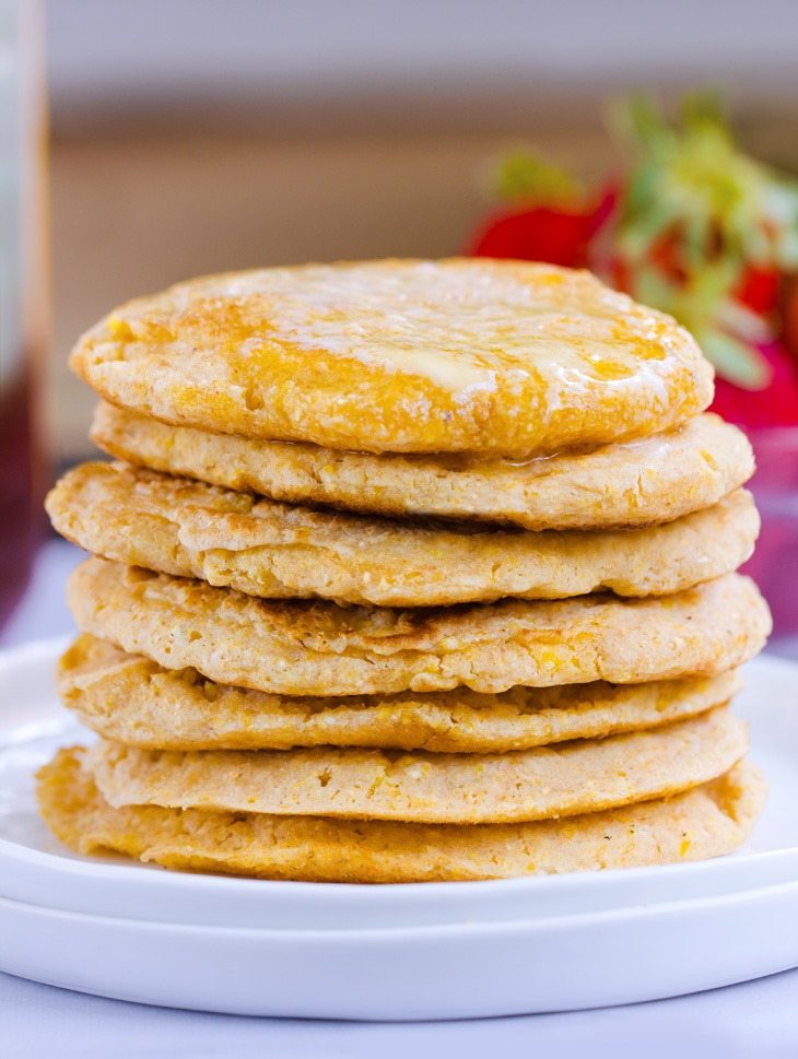 Light & fluffy cornbread pancakes that can be made sweet or savory – good for breakfast or dinner: https://lett-trim.today/2016/10/06/cornbread-pancakes-fluffy-oil-free-gluten-free-vegan/ Light & fluffy cornbread pancakes that can be made sweet or savory – good for breakfast or dinner: https://lett-trim.today/2016/10/06/cornbread-pancakes-fluffy-oil-free-gluten-free-vegan/