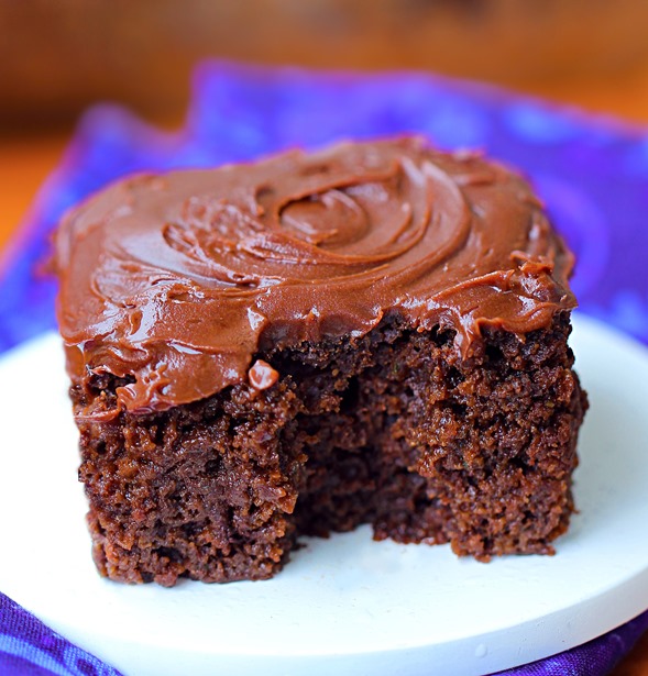 Royal Dark Chocolate Cake Royal Dark Chocolate Cake