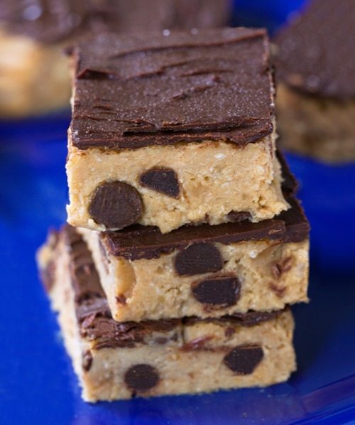 chocolate chip cookie dough bar chocolate chip cookie dough bar