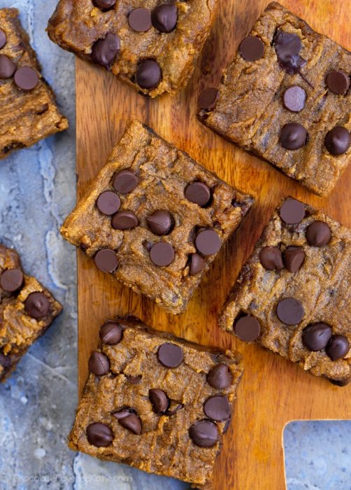 chocolate chip pumpkin bars (vegan, healthy) chocolate chip pumpkin bars (vegan, healthy)