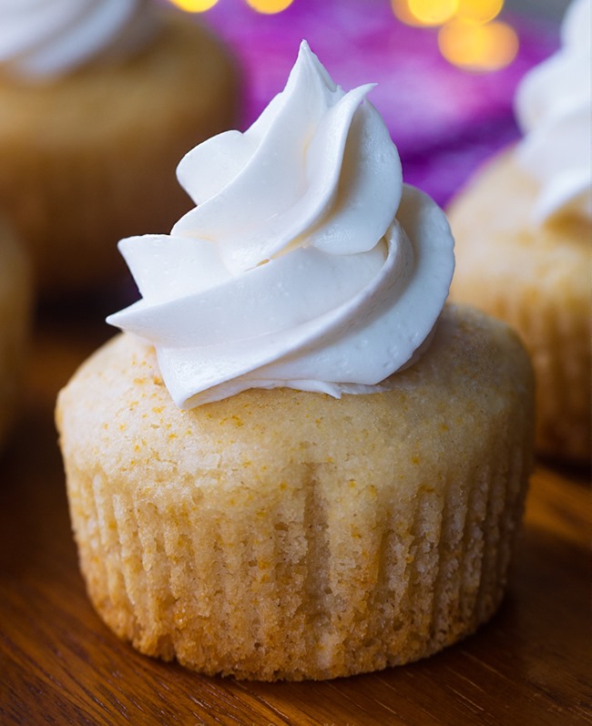 Vegan Vanilla Cupcakes Vegan Vanilla Cupcakes