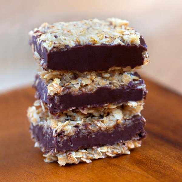 Chocolate Oatmeal Fudge Bar Recipe