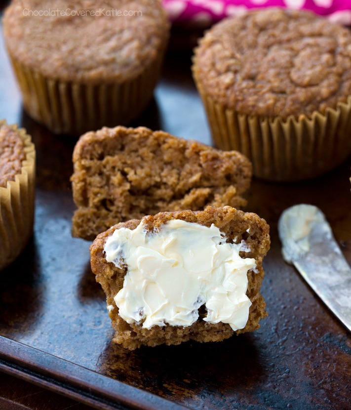 Applesauce Muffins