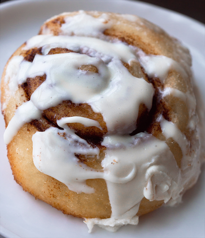 Easy Cinnamon Roll Easy Cinnamon Roll