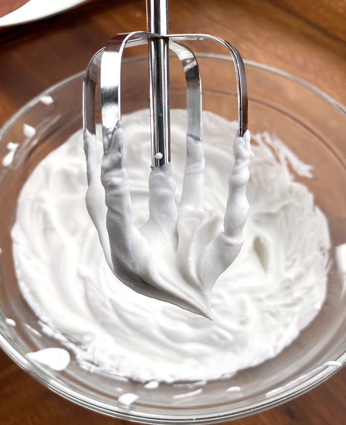 Vegan Coconut Whipped Cream Vegan Coconut Whipped Cream