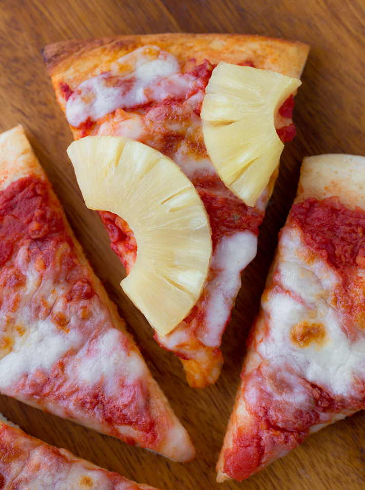 Vegan Pineapple Pizza Vegan Pineapple Pizza