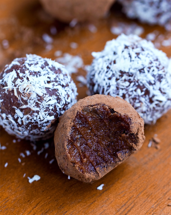 Easy Vegan Nut Free Chocolate Truffles Easy Vegan Nut Free Chocolate Truffles