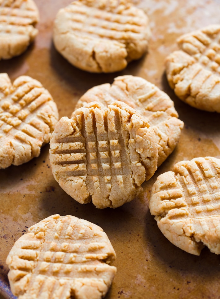Keto Peanut Butter Cookies Keto Peanut Butter Cookies