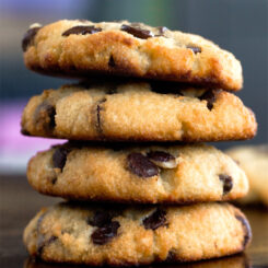 Coconut Flour Chocolate Chip Cookies