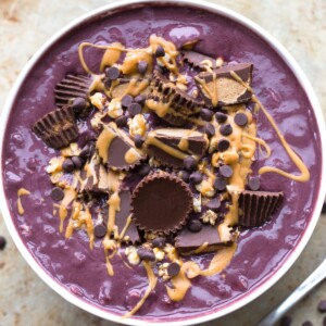 Healthy Fruit Acai Bowls