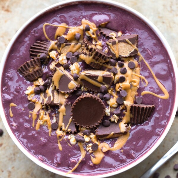 Healthy Fruit Acai Bowls