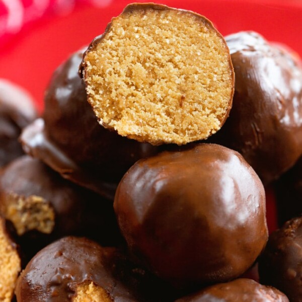 3 Ingredient Peanut Butter Bites