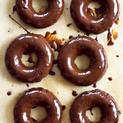 Healthy Breakfast Donuts