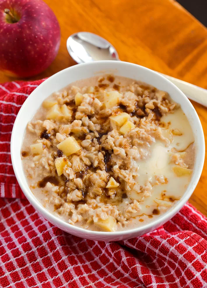 Apple Cinnamon Oats Apple Cinnamon Oats