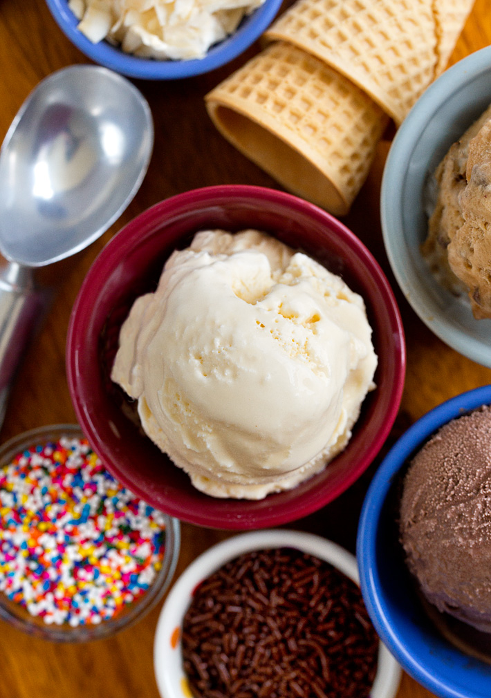 Vanilla Caramel Cashew Ice Cream Vanilla Caramel Cashew Ice Cream