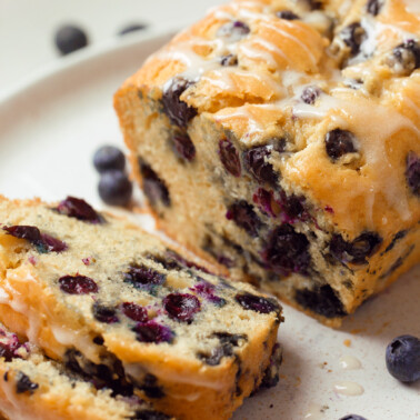 Delicious Blueberry Cake Bread