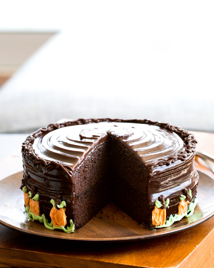 Chocolate cake with canned pumpkin Chocolate cake with canned pumpkin