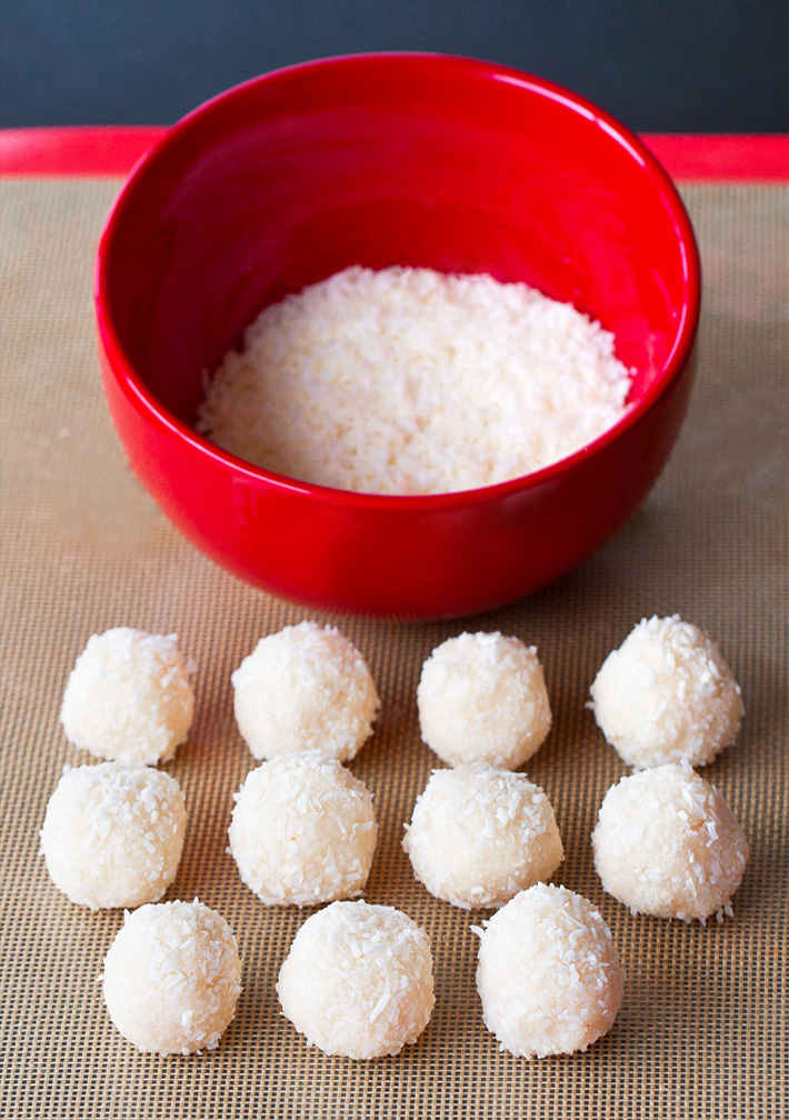 Easy Coconut Ball Recipe Easy Coconut Ball Recipe