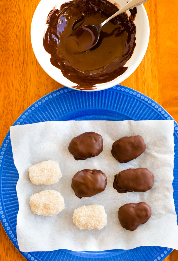 Copycat Mounds Bars Recipe Copycat Mounds Bars Recipe