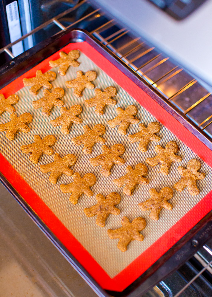 Gingerbread Cookies in the Oven Gingerbread Cookies in the Oven