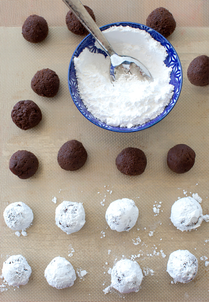 Dark Chocolate Pixie Balls Dark Chocolate Pixie Balls