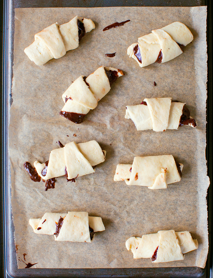 Chocolate Croissant Rolls Using Crescent Dough Chocolate Croissant Rolls Using Crescent Dough