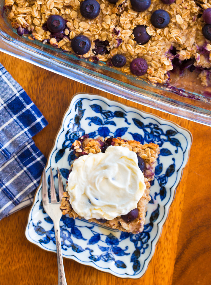 Baked Blueberry Oatmeal With Yogurt Frosting Baked Blueberry Oatmeal With Yogurt Frosting