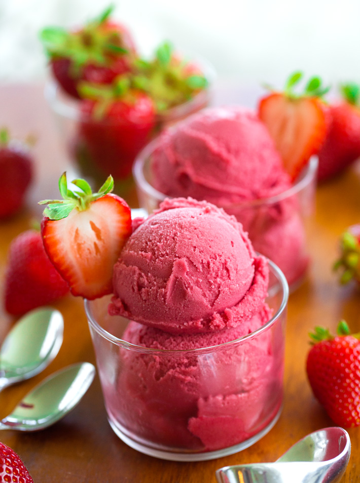 Vegan Summer Strawberry Sorbet Vegan Summer Strawberry Sorbet
