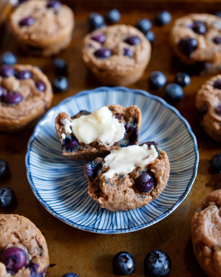 Fluffy Blueberry Muffins (High Protein Breakfast) Fluffy Blueberry Muffins (High Protein Breakfast)