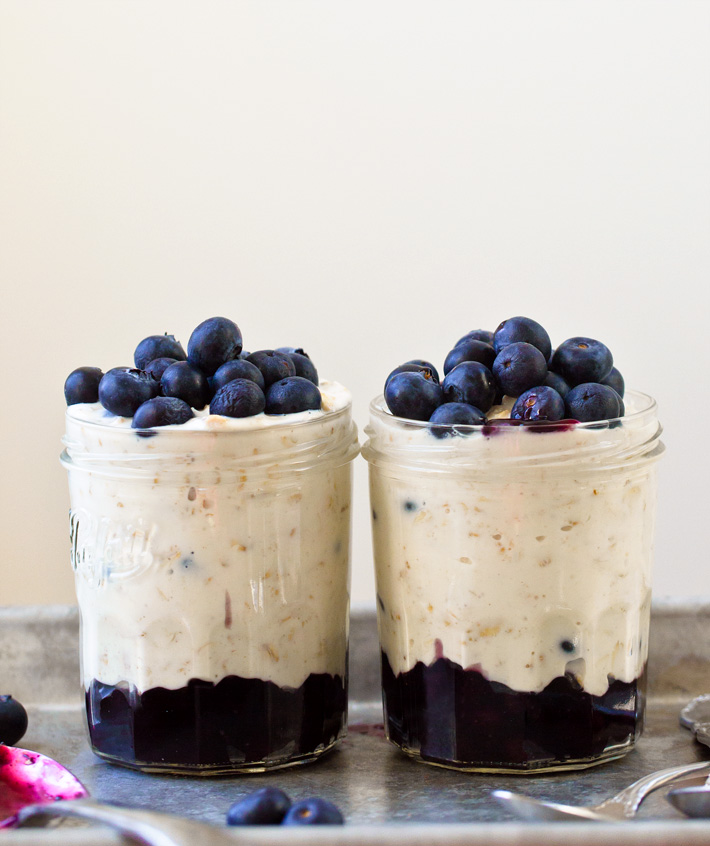 Blueberry Overnight Oat Recipe (Mason Jars) Blueberry Overnight Oat Recipe (Mason Jars)