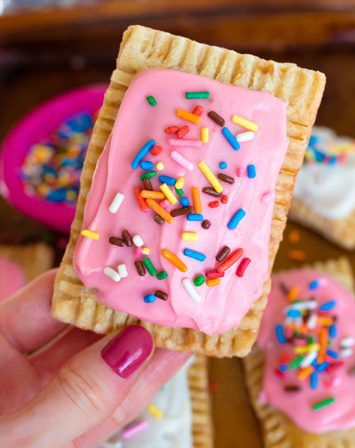 Homemade Strawberry Vegan Pop Tarts Homemade Strawberry Vegan Pop Tarts
