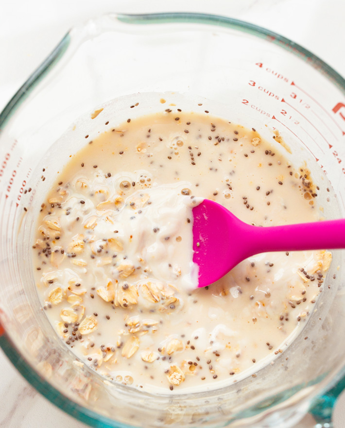 Overnight Oats With Chia Seeds (Dairy Free) Overnight Oats With Chia Seeds (Dairy Free)