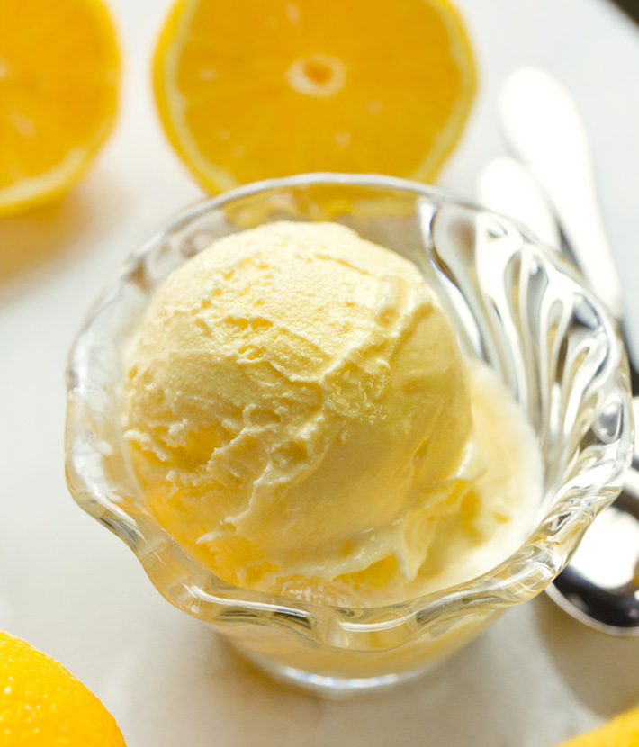 Scoop Lemon Ice Cream Frozen Yogurt Scoop Lemon Ice Cream Frozen Yogurt