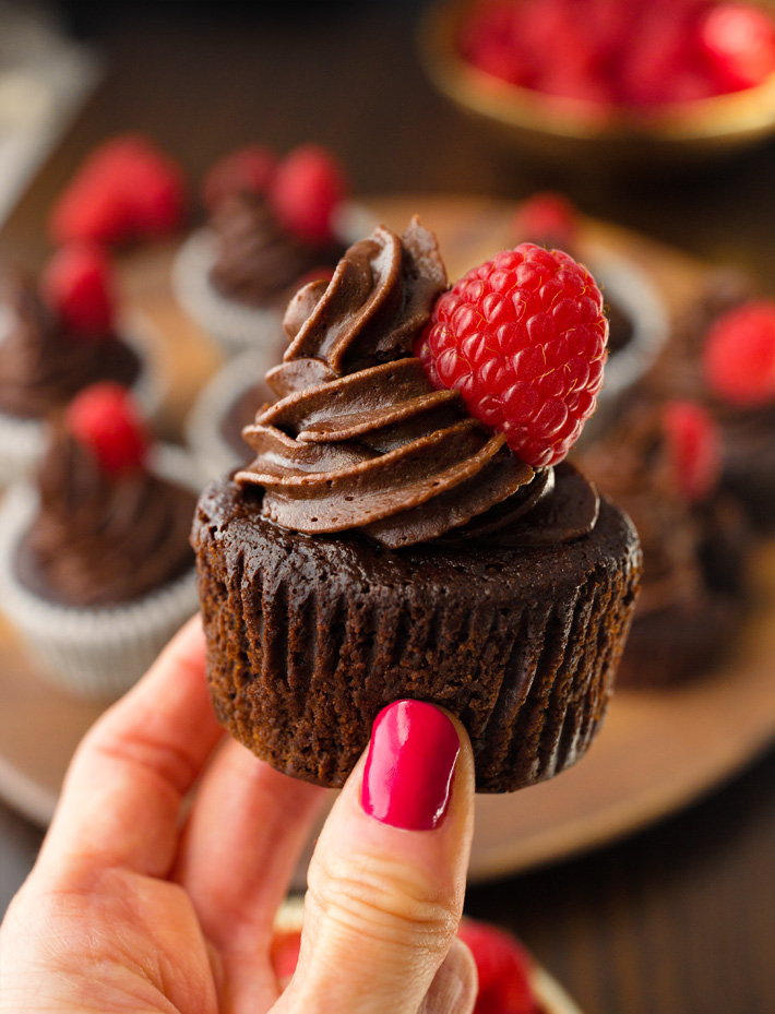 Sugar Free Chocolate Cupcakes With Healthy Chocolate Frosting Sugar Free Chocolate Cupcakes With Healthy Chocolate Frosting