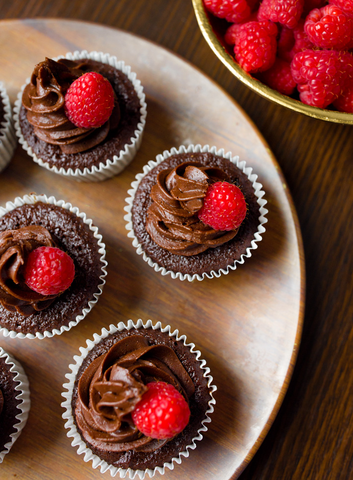 Whole Grain Vegan Chocolate Cupcakes Whole Grain Vegan Chocolate Cupcakes