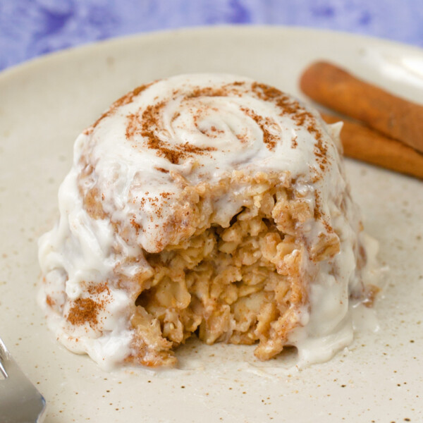 Cinnamon Roll Baked Oatmeal Recipe