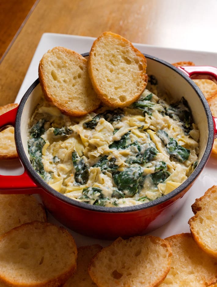 Easy Healthy Artichoke Dip (No Mayo) Easy Healthy Artichoke Dip (No Mayo)