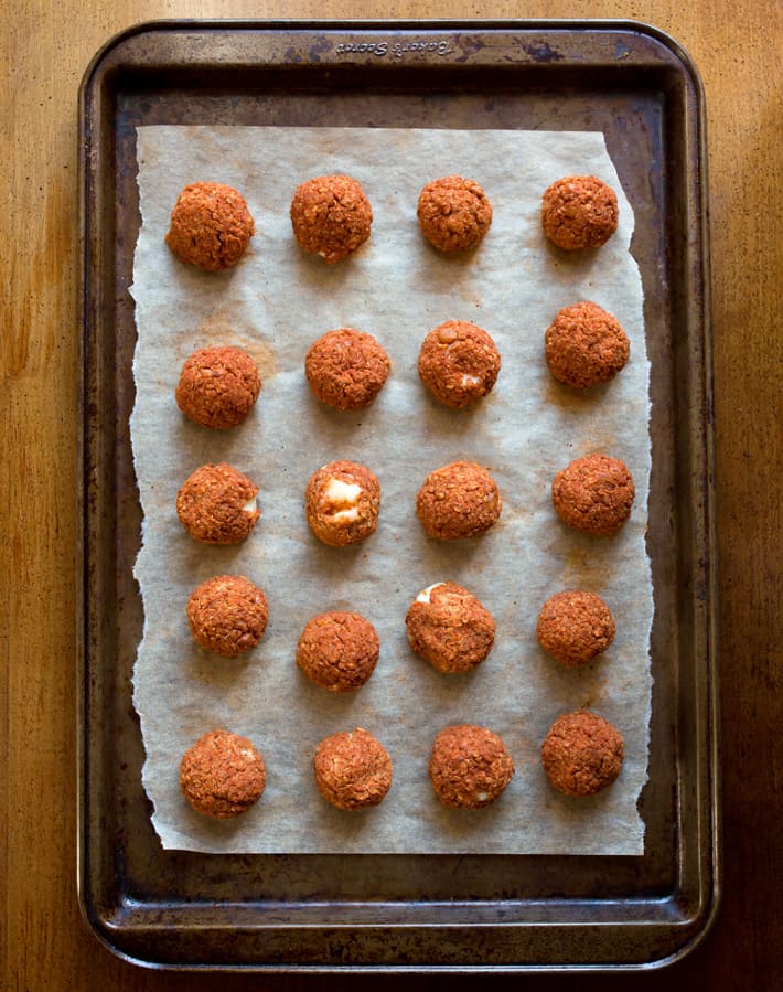 Quinoa Meatballs (Gluten Free) Quinoa Meatballs (Gluten Free)