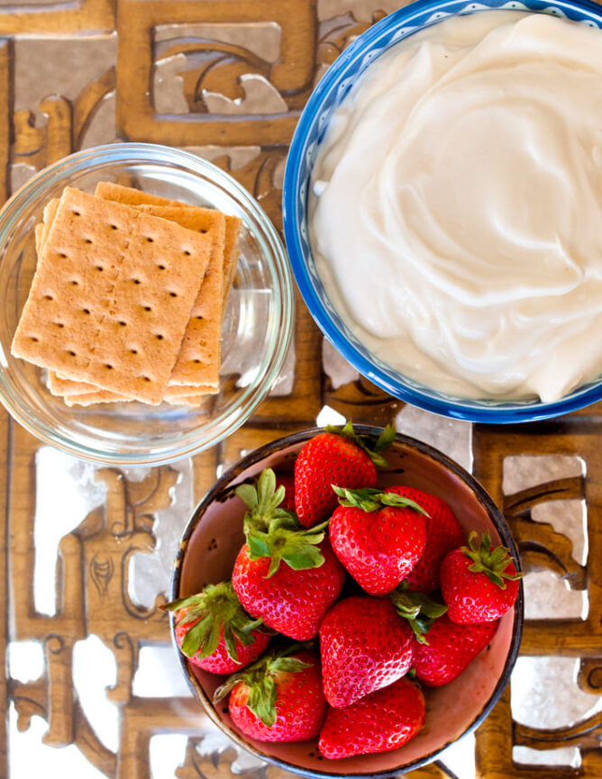 Greek Yogurt Icebox Cake With Strawberries Greek Yogurt Icebox Cake With Strawberries