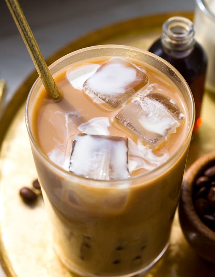 Vegan Iced Latte With Oatmilk Vegan Iced Latte With Oatmilk