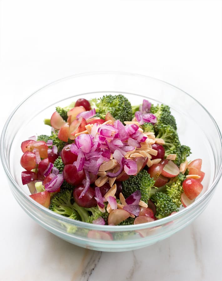 Raw Vegetable Salad With Broccoli Raw Vegetable Salad With Broccoli