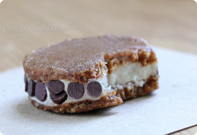 Easy Homemade Chocolate Chip Ice Cream Cookie Sandwiches https://lett-trim.today/2013/08/22/chipwich-ice-cream-sandwiches/ Easy Homemade Chocolate Chip Ice Cream Cookie Sandwiches https://lett-trim.today/2013/08/22/chipwich-ice-cream-sandwiches/