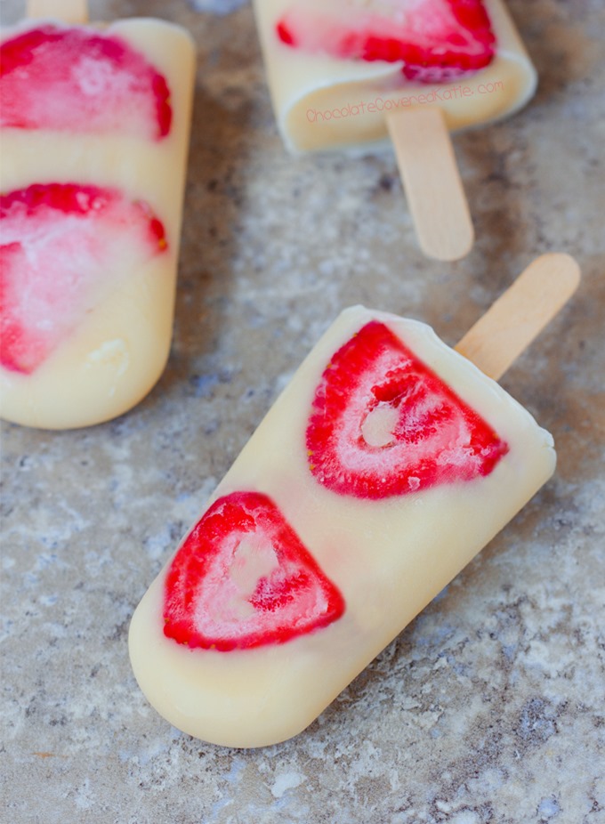 Frozen Yogurt Pops - 3 ingredients, & endless flavor possibilities! Easy, kid-friendly, healthy snack... Full recipe: https://lett-trim.today @choccoveredkt Frozen Yogurt Pops - 3 ingredients, & endless flavor possibilities! Easy, kid-friendly, healthy snack... Full recipe: https://lett-trim.today @choccoveredkt