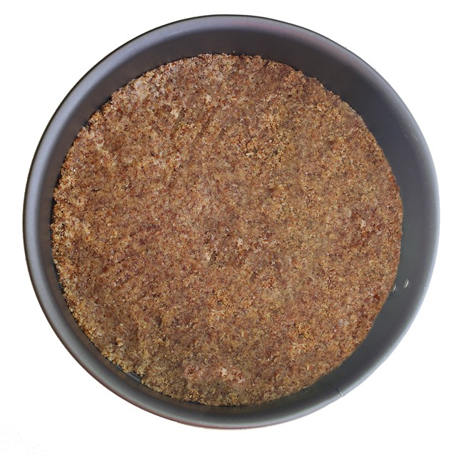 A super easy and homemade gluten free pie crust recipe – Just 5 ingredients + NO flour! https://lett-trim.today/2015/08/17/gluten-free-pie-crust-recipe/