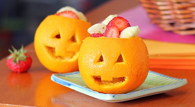 How to make jack o lanterns from oranges.