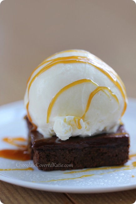 How to make healthy caramel sauce with just TWO ingredients: https://lett-trim.today/2013/08/15/maple-caramel/ How to make healthy caramel sauce with just TWO ingredients: https://lett-trim.today/2013/08/15/maple-caramel/