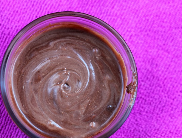 Banana Bread Nutella Muffins – soft and fluffy banana bread muffins... w/ a secret Nutella filling… https://lett-trim.today/2015/11/05/nutella-muffins/ from @choccoveredkt Banana Bread Nutella Muffins – soft and fluffy banana bread muffins... w/ a secret Nutella filling… https://lett-trim.today/2015/11/05/nutella-muffins/ from @choccoveredkt