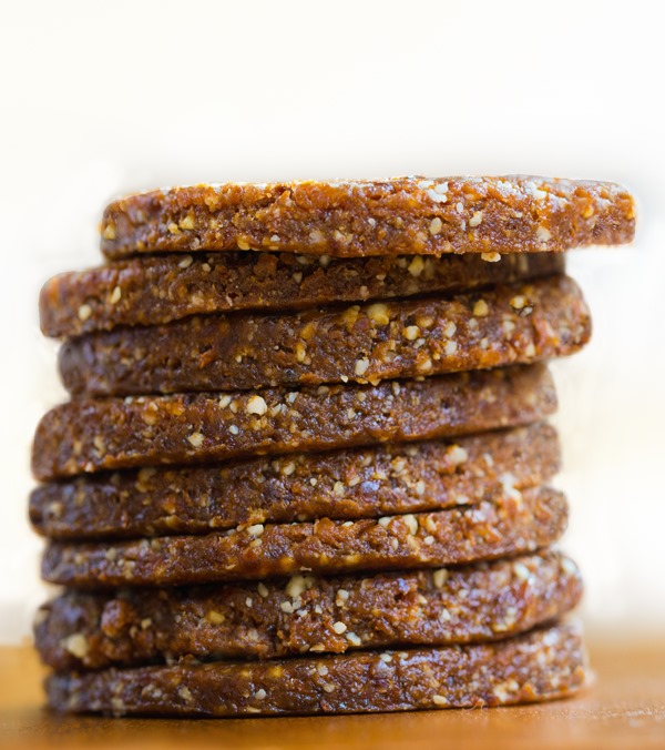 Peanut Butter Protein Cookies – Ingredients: 1/2 cup peanut butter, 1/4 cup protein powder, 1 tsp vanilla, 1/2 tsp… Full recipe: https://lett-trim.today/2015/12/14/peanut-butter-protein-cookies-vegan/ @choccoveredkt Peanut Butter Protein Cookies – Ingredients: 1/2 cup peanut butter, 1/4 cup protein powder, 1 tsp vanilla, 1/2 tsp… Full recipe: https://lett-trim.today/2015/12/14/peanut-butter-protein-cookies-vegan/ @choccoveredkt